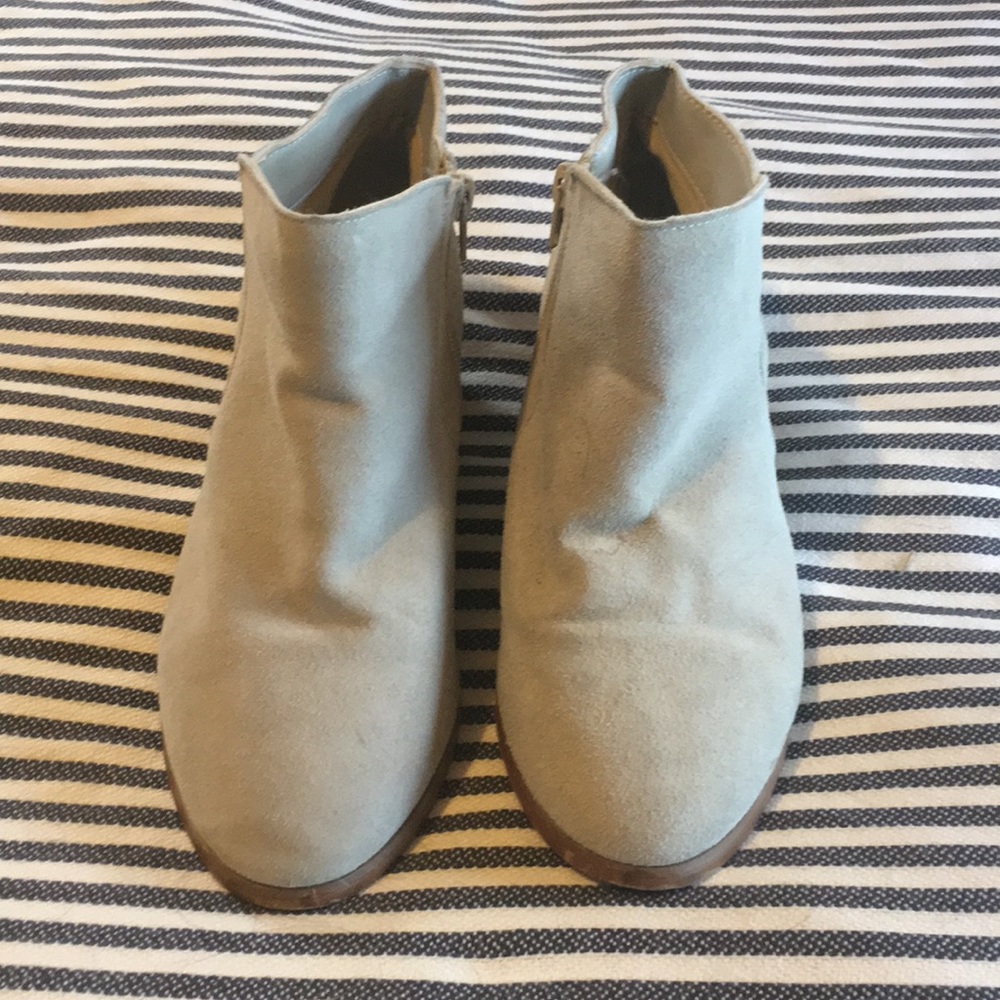 Ecote cream suede ankle boots urban outfitters
